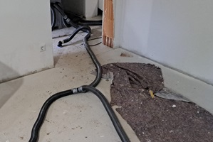 Dämmschichttrocknungsschläuche im Einsatz Allessabuer