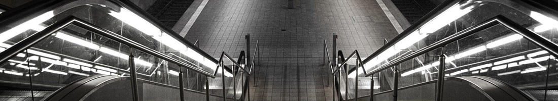 Rolltreppenreinigung Fahrbandreinigung Gummipflege Glasreinigung