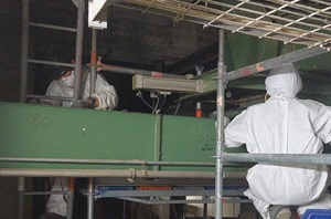 Produktionsanlagenreinigung Anlagenreinigung Entfernung von Schmutz