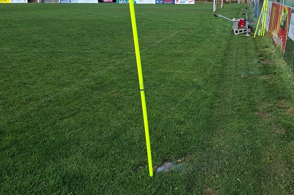 Wühlmausbekämpfung Fußballplatz Allessauber Wühlmausbekämpfung Fußballplatz